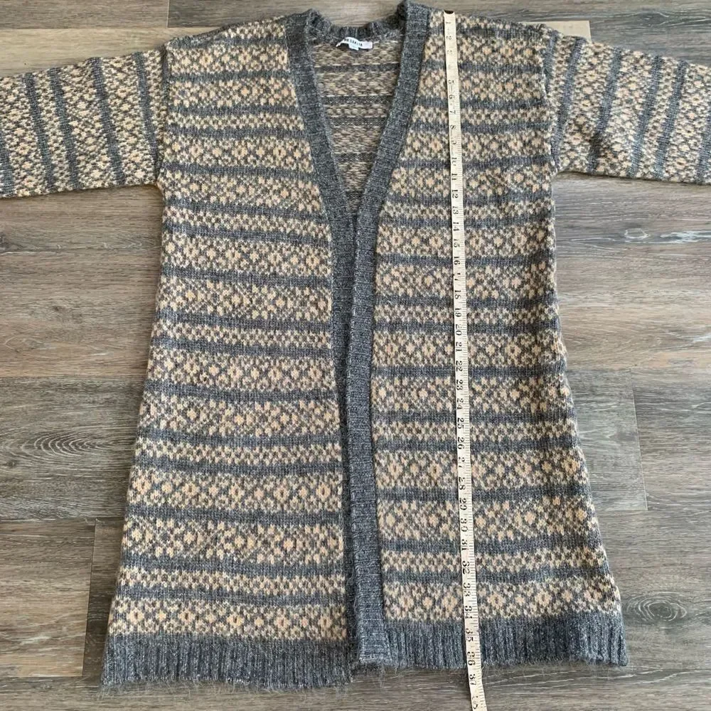 BB Dakota cardigan medium length soft fuzzy size large